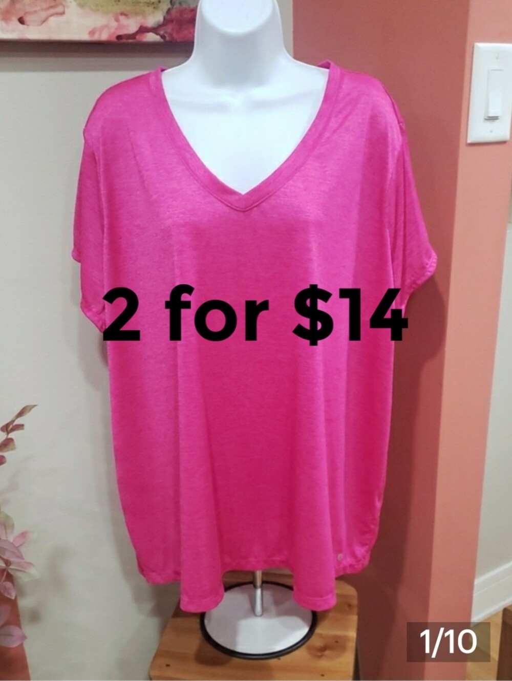 Xersion Women’s Hot Pink Semi-Fit V-Neck Short Sleeve Top, 3X